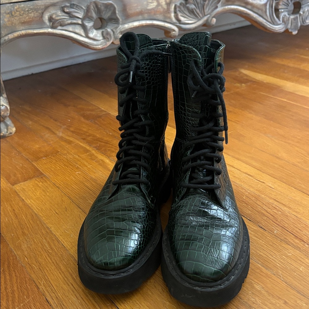 Aquatalia Green Crocodile Boots
